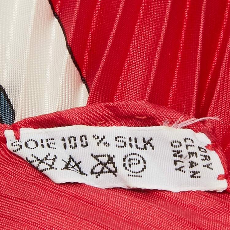 Pre Owned Hermes Red L'Entente Cordiale Silk Plissé Scarf