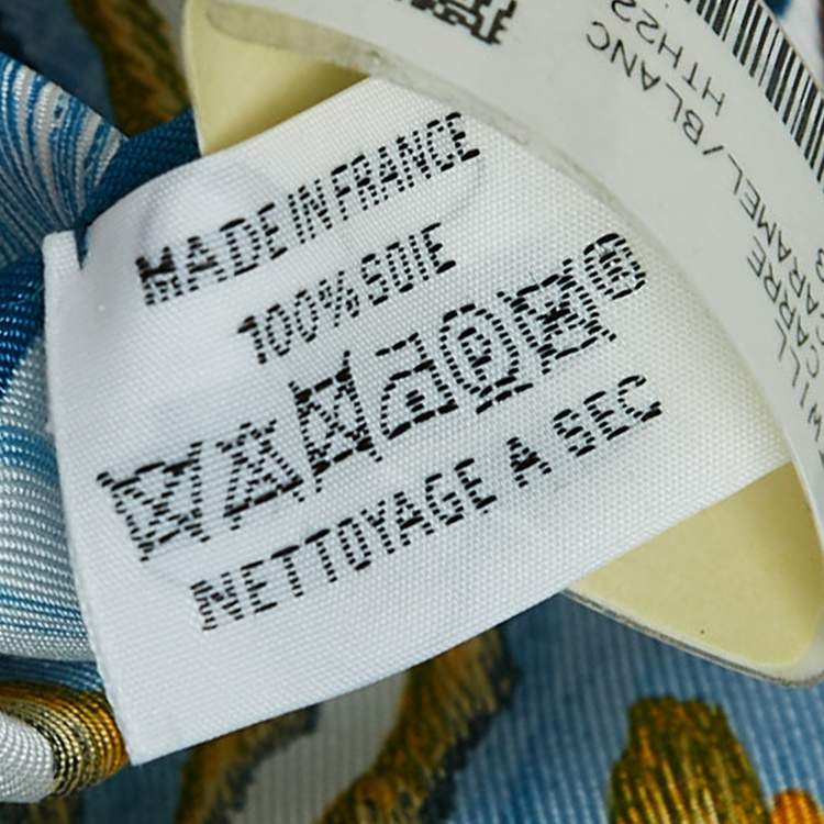 Pre Owned Hermès Blue Silk Blanc Le Chat Carre Scarf
