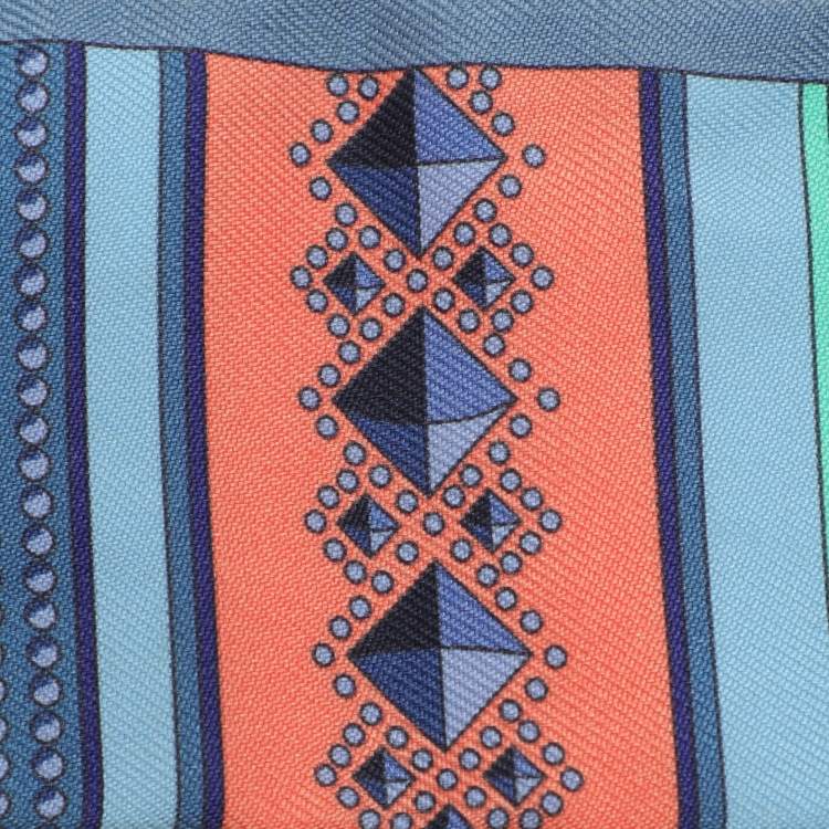 Pre Owned Hermès Blue Collier de Chiens Silk Twilly