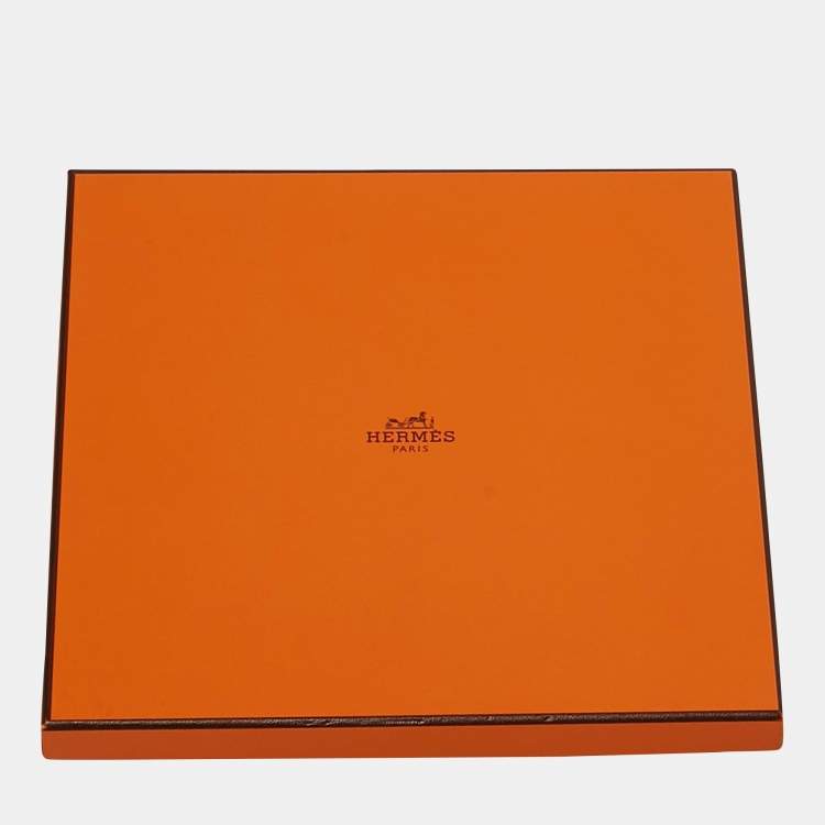 Pre Owned Hermès White/Red Indian Dust Silk Scarf