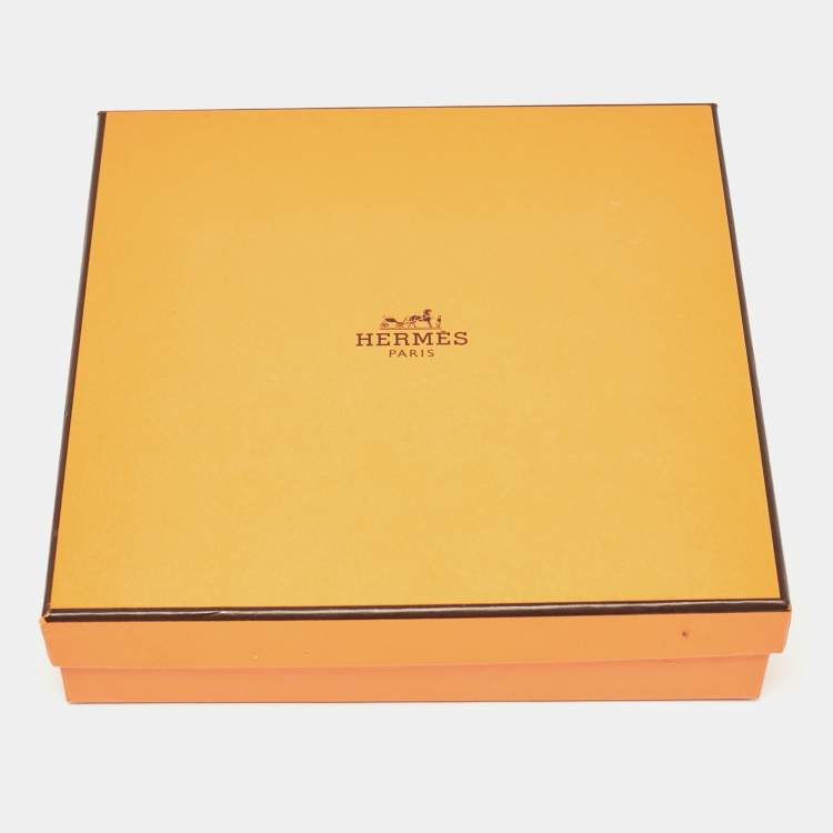 Pre Owned Hermes Blanc/Rose Tea Epsom and Swift Leather Constance Reversible Belt 95 CM