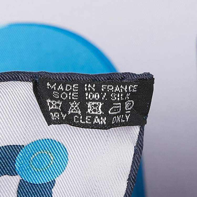 مملوكة مسبقًا Hermès Blue/Multicolor Printed Silk Les Cannes Scarf