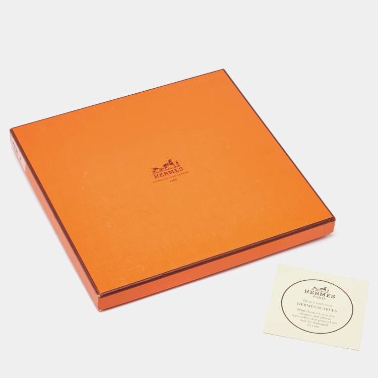 Pre Owned Hermes Ivory/Black Les Voitures a Transformation Silk Scarf