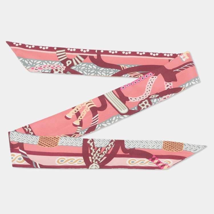 Pre Owned Hermès Rose Pink Fantaisie d'etriers Silk Twilly 