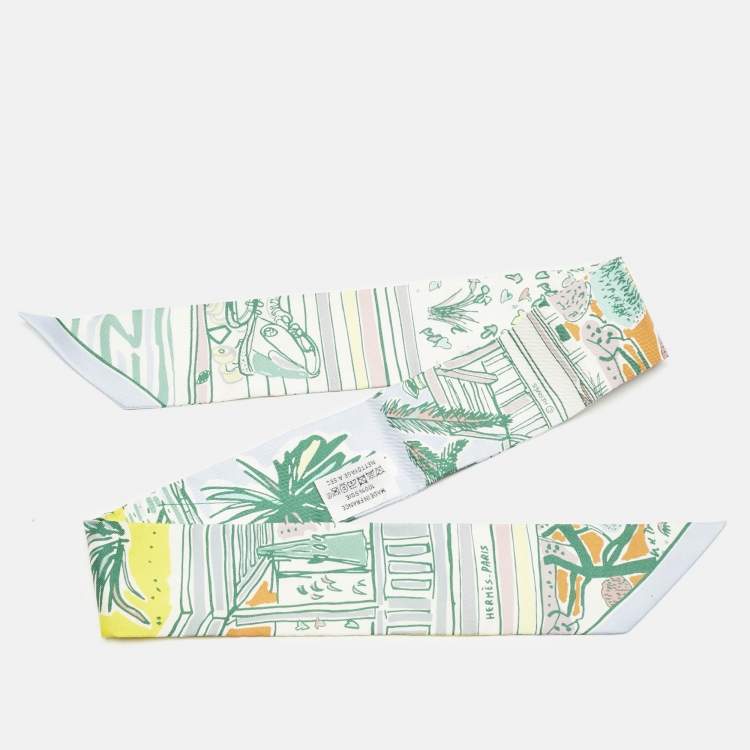 Pre Owned Hermès Blue/Multicolor Rayures D'ete Silk Twilly 