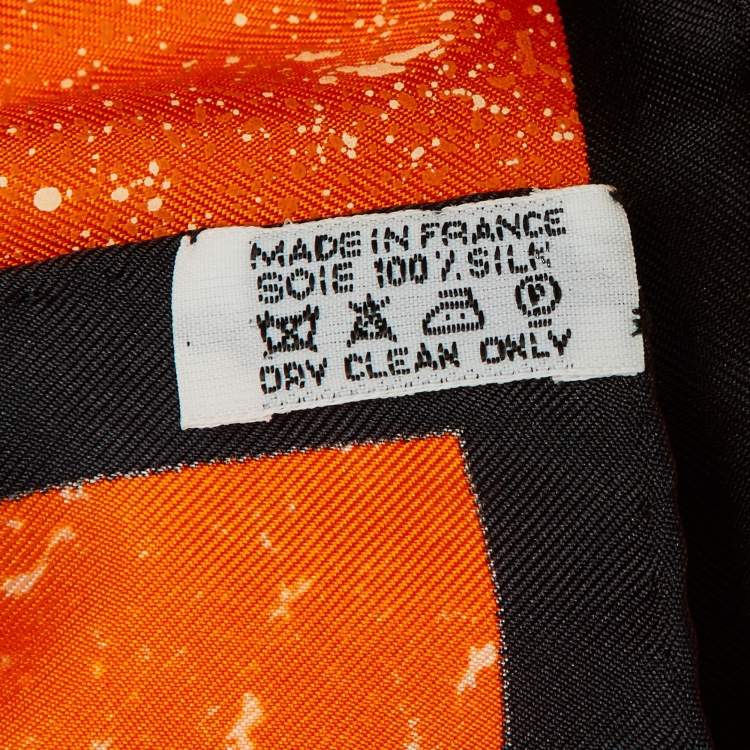 Pre Owned Hermès Black/Orange Pierres d'Orient et d'Occident Silk Scarf