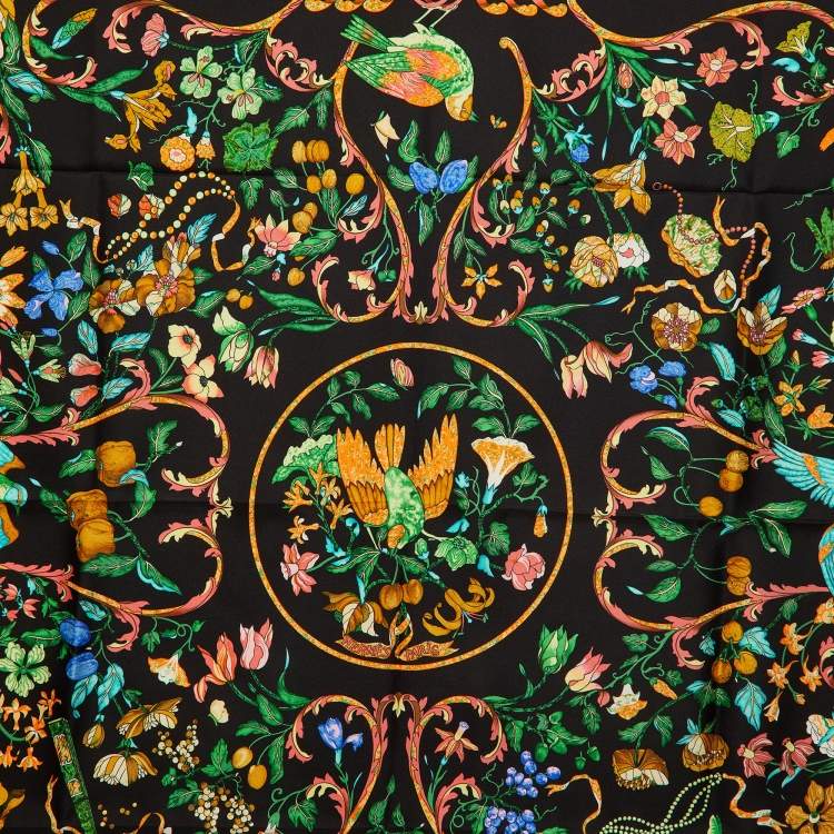 Pre Owned Hermès Black/Orange Pierres d'Orient et d'Occident Silk Scarf