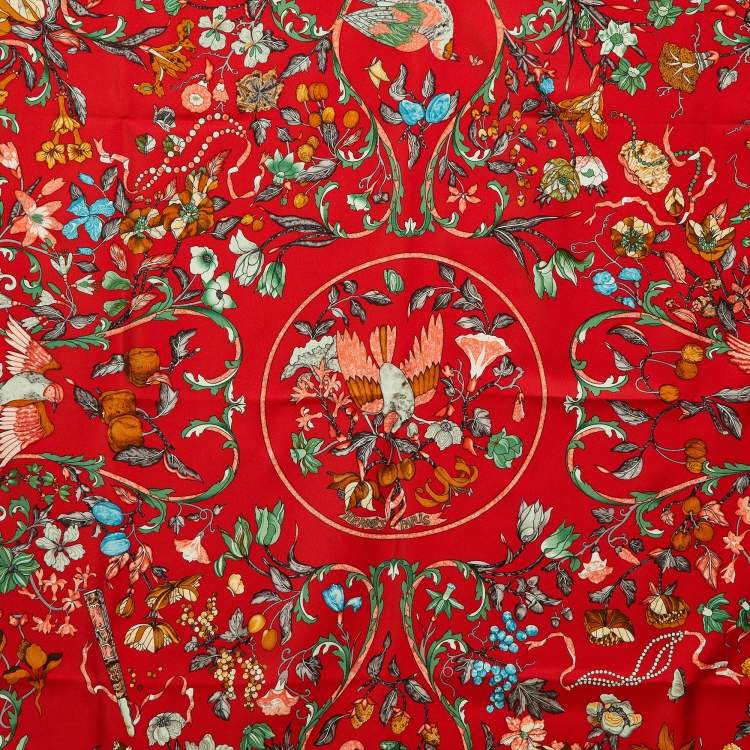 Pre Owned Hermès Red/Blue Pierres d'Orient et d'Occident Silk Scarf
