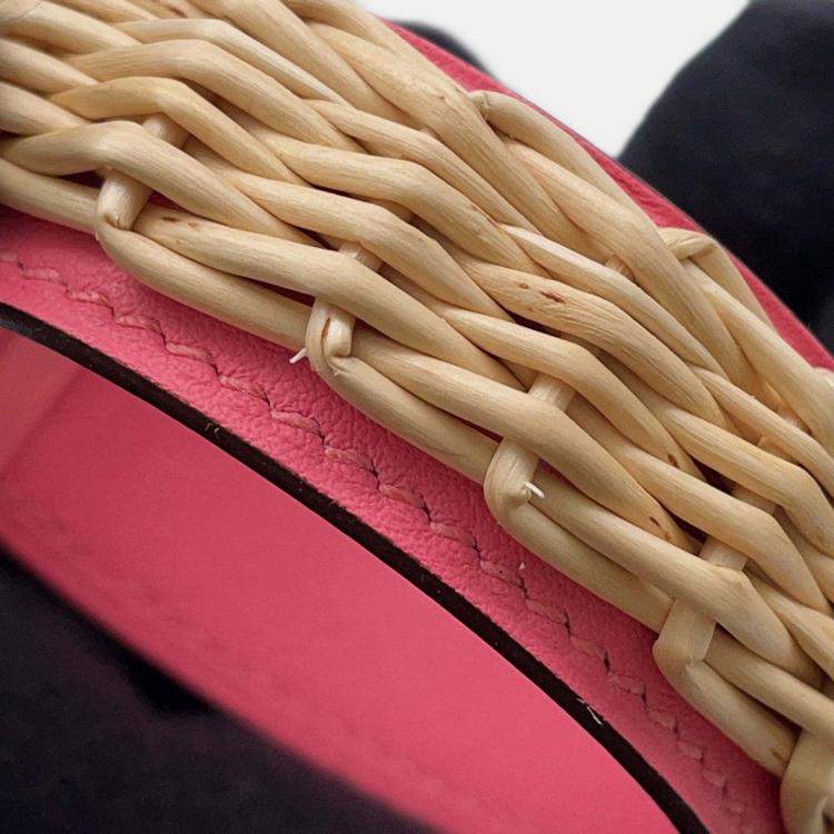 Pre Owned Hermes Medor Picnic Earrings Size Gm Pink/Natural Swift Leather Willow