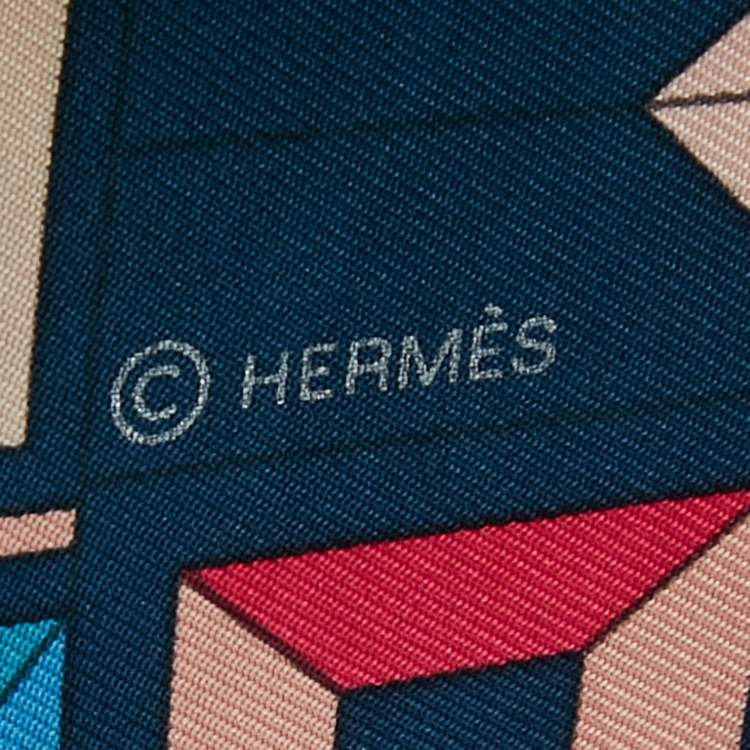 Pre Owned Hermès Blue Silk Le Fil D'ariane Scarf