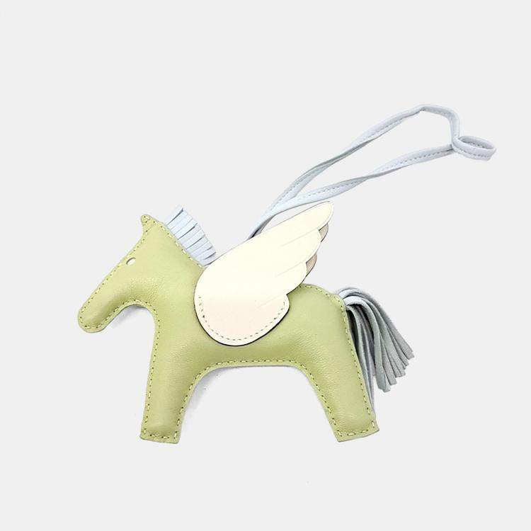 Pre Owned Hermes Green Leather Pegasus Rodeo Bag Medium