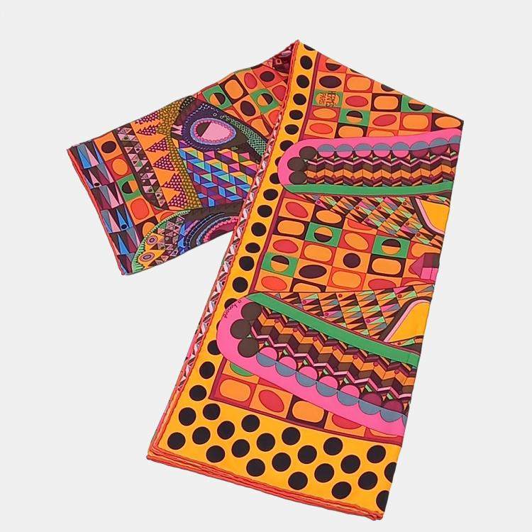 مملوكة مسبقًا Hermes Multicolor Silk Scarf