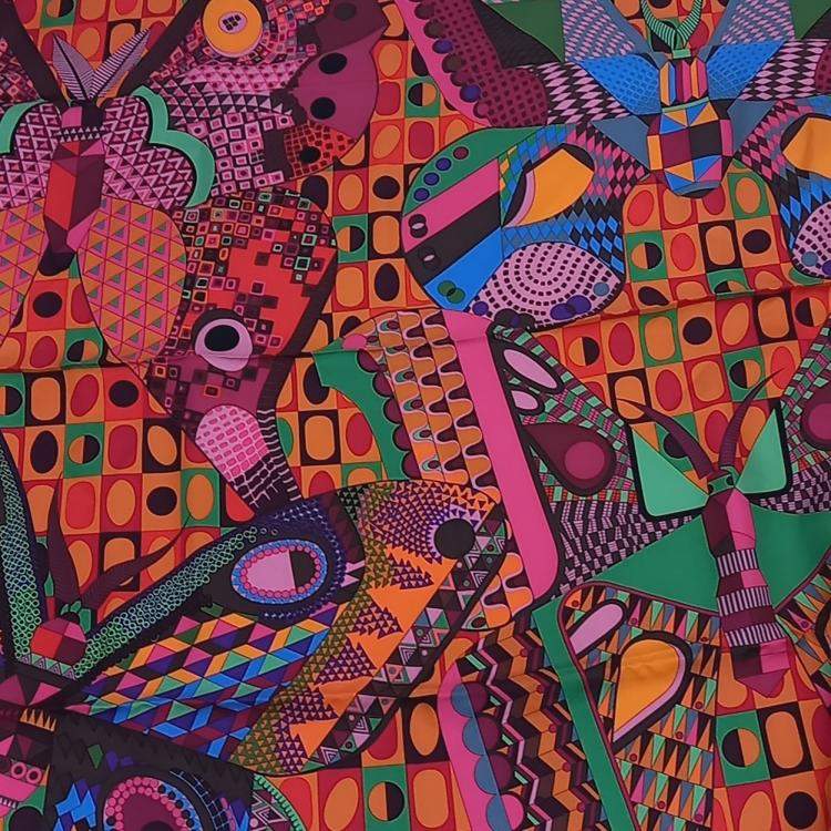 مملوكة مسبقًا Hermes Multicolor Silk Scarf