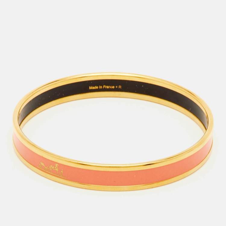 مملوكة مسبقًا Hermès Caleche Pink Enamel Gold Plated Narrow Bangle Bracelet 