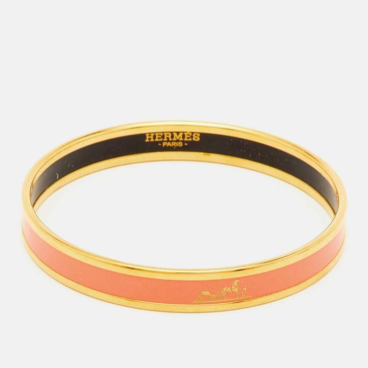 مملوكة مسبقًا Hermès Caleche Pink Enamel Gold Plated Narrow Bangle Bracelet 