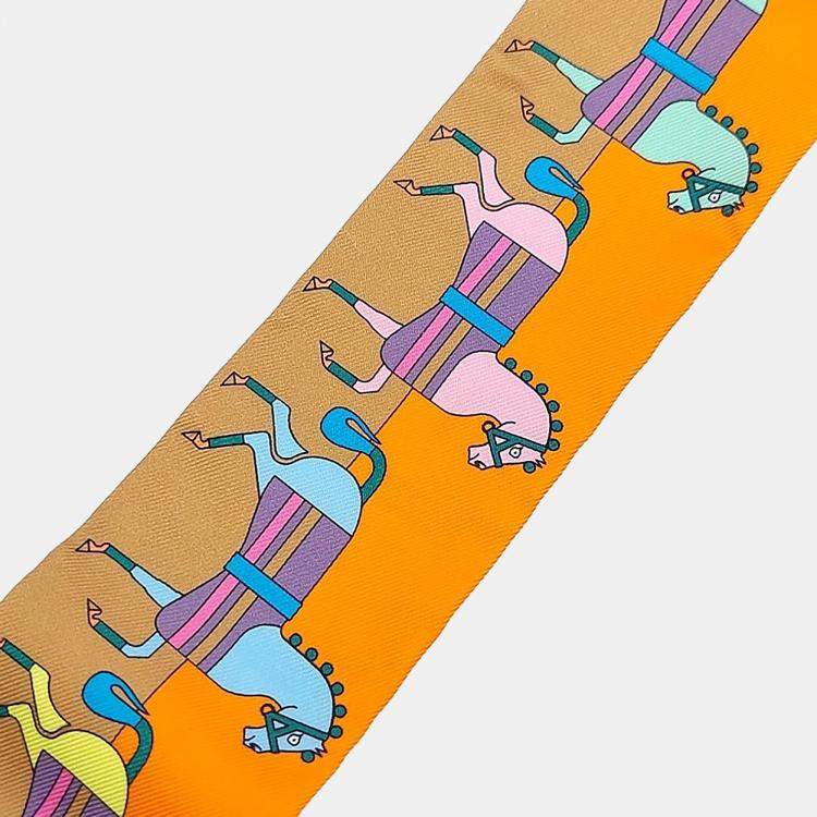 مملوكة مسبقًا Hermes twilly scarf