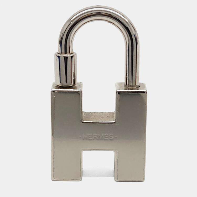 Pre Owned Hermes Quiz Rainbow Cadena Keyring