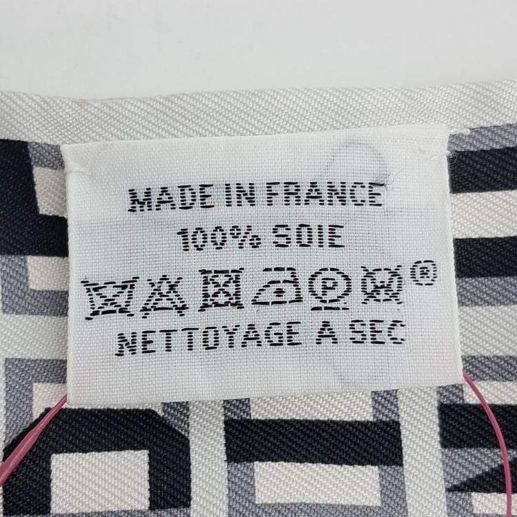 Pre Owned Hermes Maxi Twilly Scarf