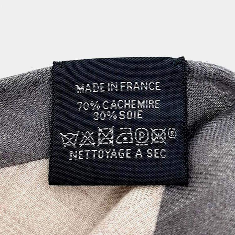 Pre Owned Hermes triangle muffler