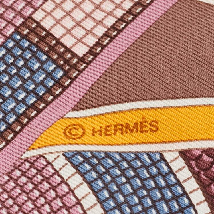 Pre Owned Hermès Pink/Beige L'art Indien des Plaines Silk Twilly 