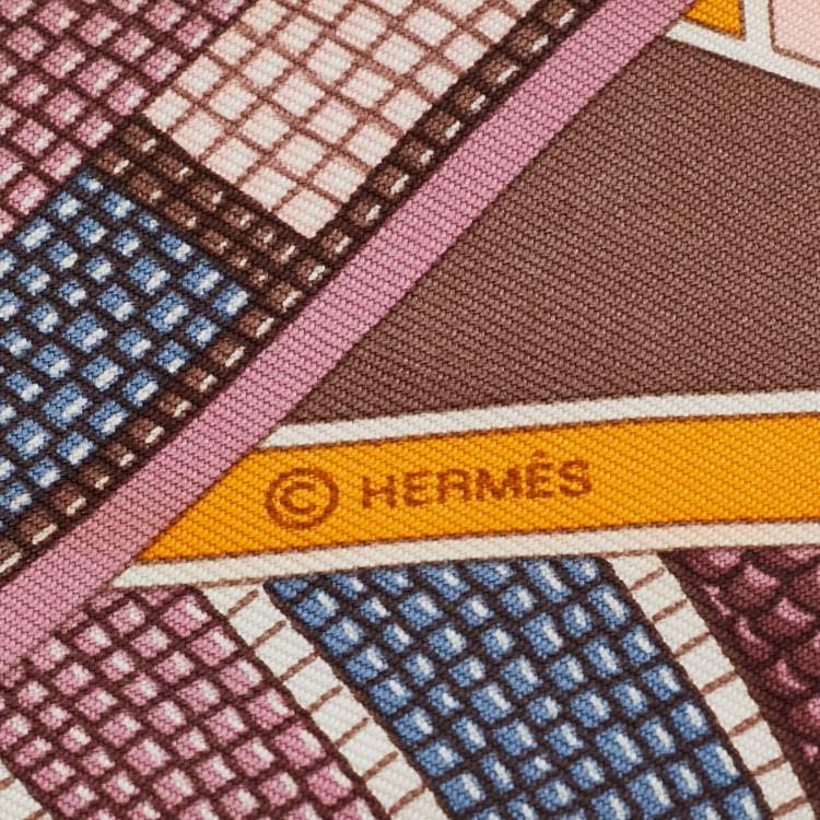 Pre Owned Hermès Pink/Beige L'art Indien des Plaines Silk Twilly 
