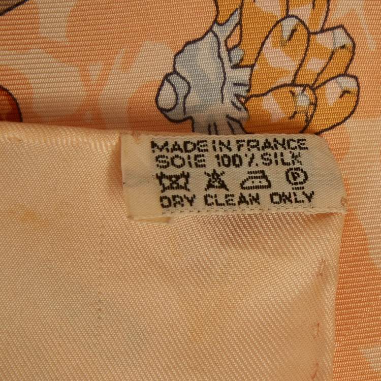 Pre Owned Hermès Vintage Pink Marché Flottant Du Lac Inlé Silk scarf 
