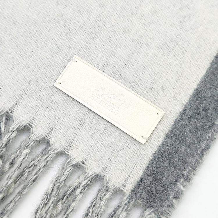 Pre Owned Hermes cashmere muffler