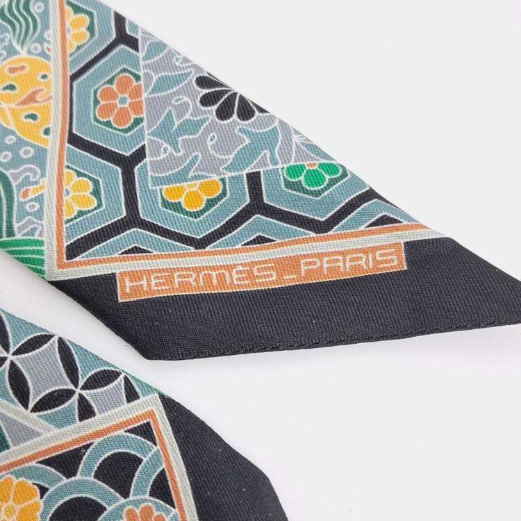 Pre Owned Hermes twilly scarf