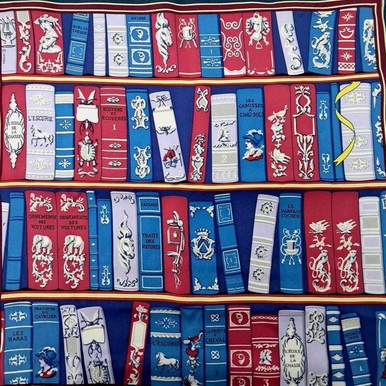 Pre Owned Hermes Pink Silk Petite Scarf