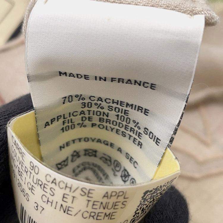 Pre Owned Hermes Appl Couvertures Et Tenues Size 90 Mastic/Natural/Multicolor Cashmere70% Silk30%