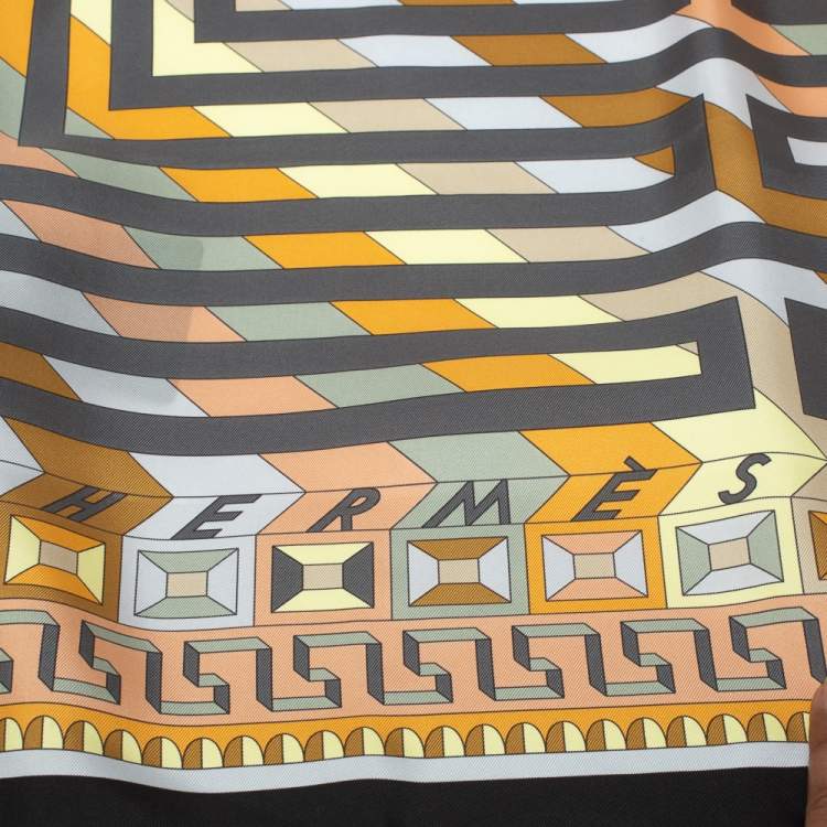 Pre Owned Hermes Grey Le Fil D'Ariane Silk Square Scarf