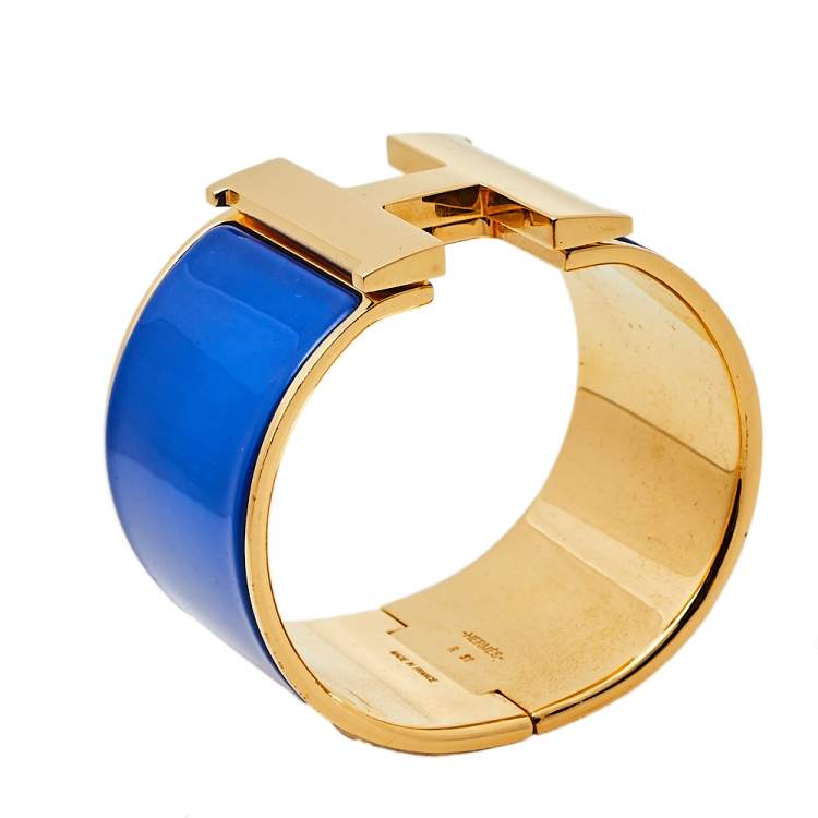 Pre Owned Hermès Clic H Blue Enamel Gold Plated Extra Wide Bracelet PM