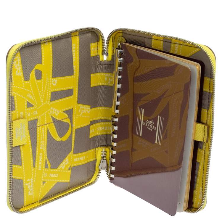 Pre Owned Hermés Lime Epsom Leather Globe Trotter Zip Agenda Cover