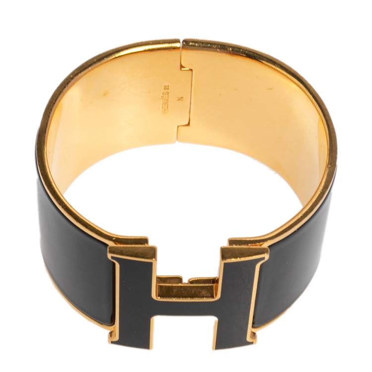 Pre Owned Hermès Clic Clac H Black Enamel Gold Plated Extra Wide Bracelet PM