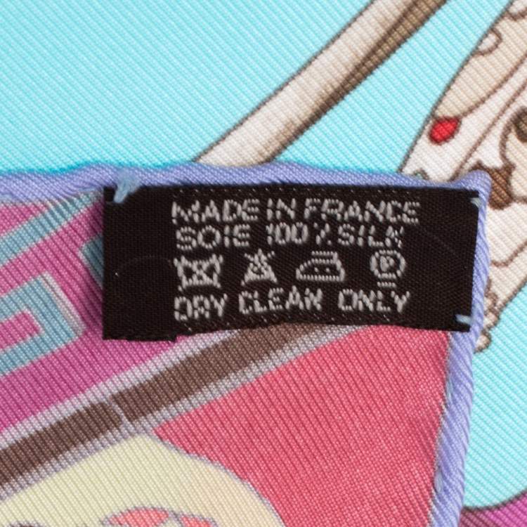 Pre Owned Hermès Blue Coutures Détriers Printed Silk Square Scarf