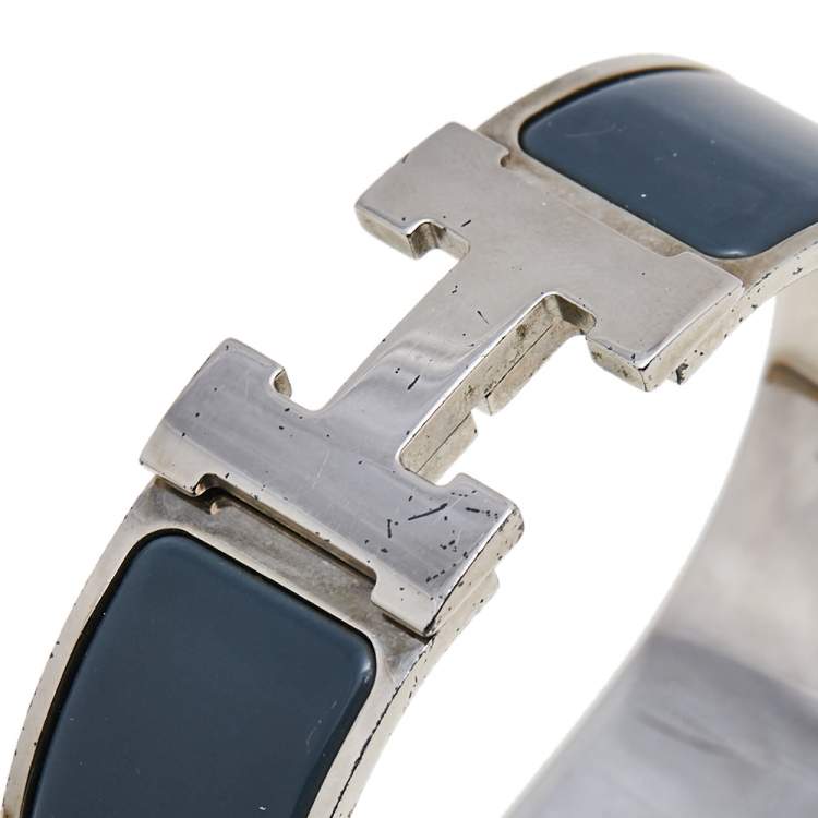 Pre Owned Hermès Clic Clac H Grey Enamel Palladium Plated Wide Bracelet PM