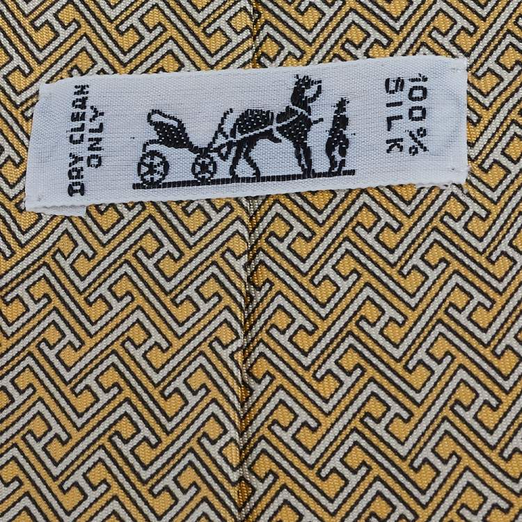 Pre Owned Hermès Yellow Geometric H Print Silk Tie