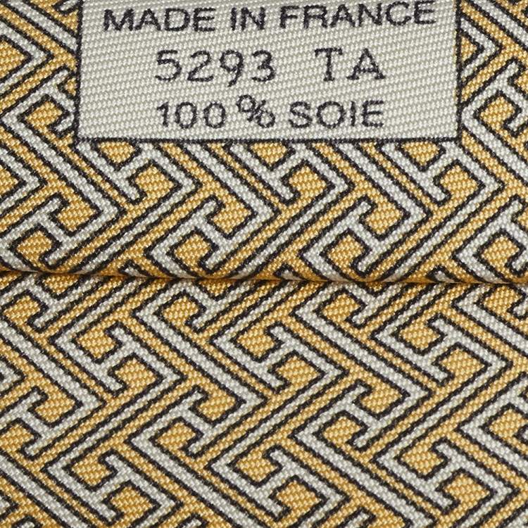 Pre Owned Hermès Yellow Geometric H Print Silk Tie