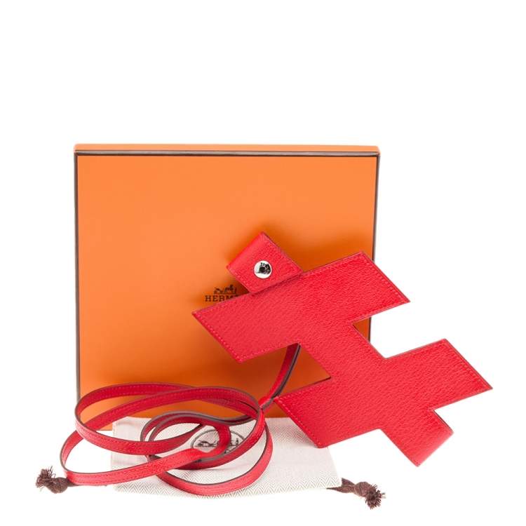 Pre Owned Hermes Rouge De Coeur Cherve Leather H Tag Phone Case