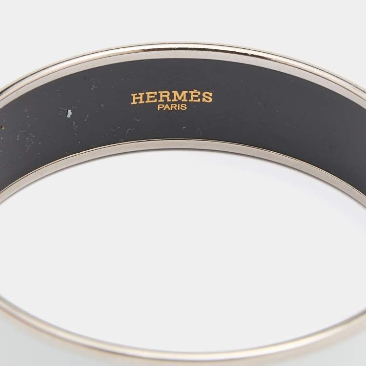 Pre Owned Hermes White Enamel Print Palladium Plated Caleche Bangle Bracelet