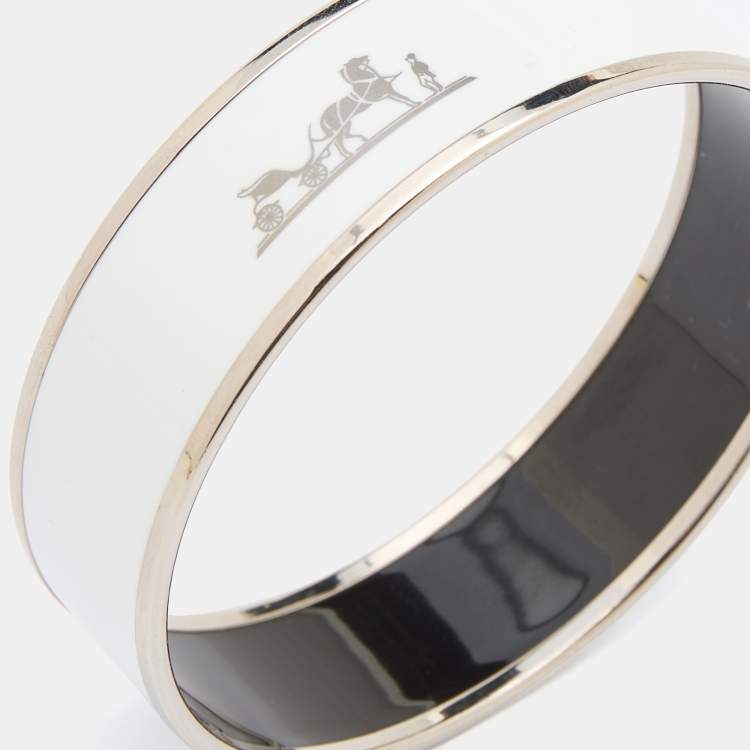 Pre Owned Hermes White Enamel Print Palladium Plated Caleche Bangle Bracelet