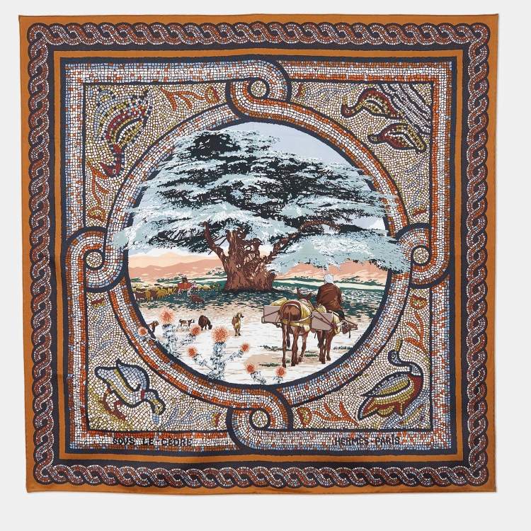 Hermès Sous le Cèdre シルクスカーフ Hermes Scarf Sous le Cedre silk 90 cm yellow beige Carre