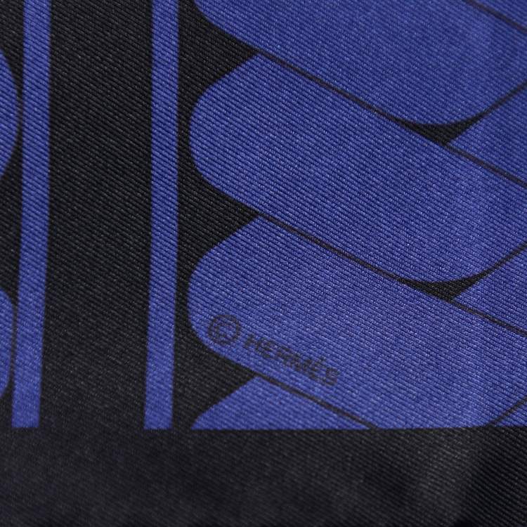 Pre Owned Hermes Navy Blue & Black Clic C'est Noue Printed Silk Square Scarf