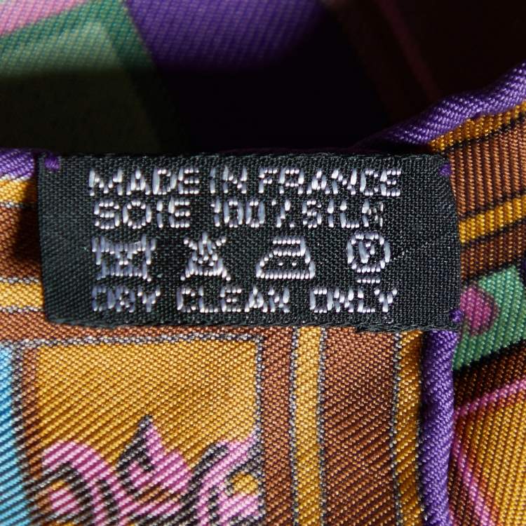 مملوكة مسبقًا Hermes Purple Bibliothèque Printed Silk Square Handkerchief