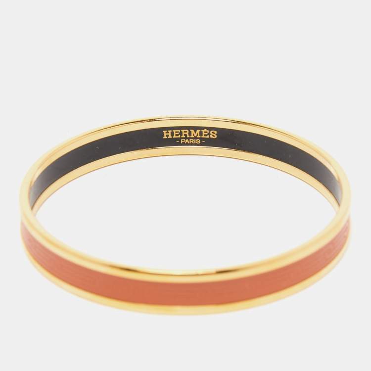 Pre Owned Hermes Sellier Engraved Enamel Gold Plated Narrow Bracelet