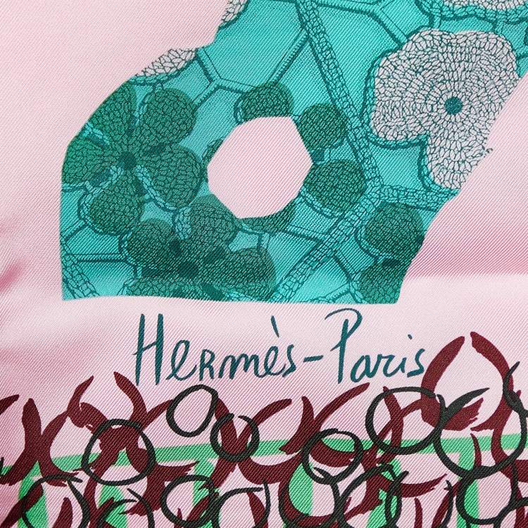 Pre Owned Hermes Pink La Maison des Oiseaux Parleurs Printed Silk Square Scarf
