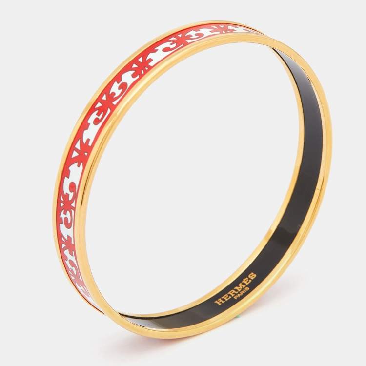 Pre Owned Hermes Balcons Du Guadalquivir Printed Enamel Gold Plated Bangle Bracelet