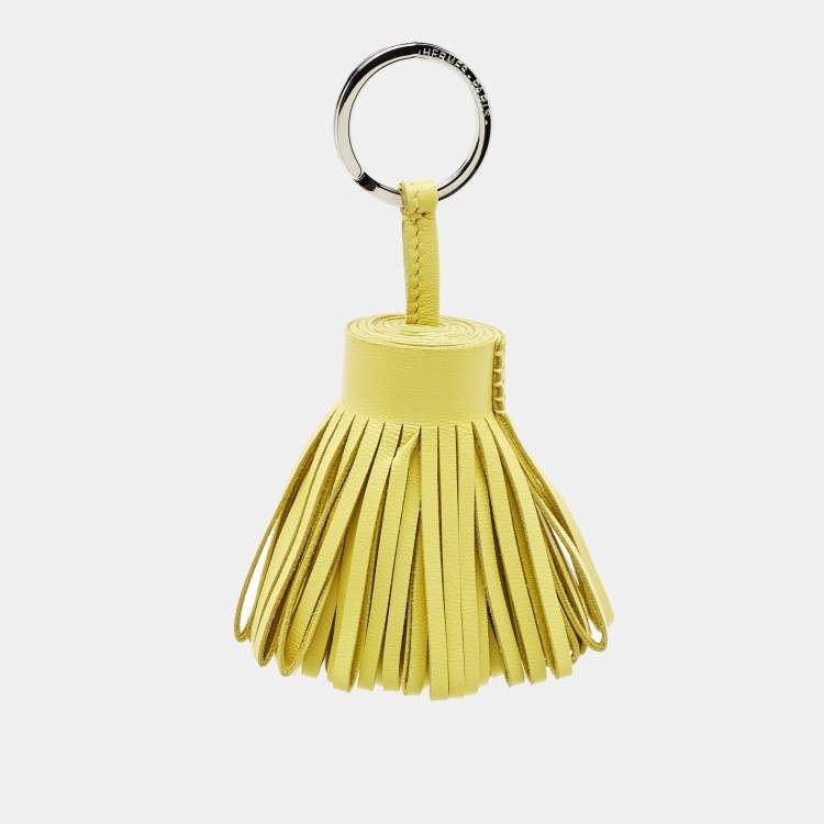 Pre Owned Hermès Lime Leather Carmen Key Ring