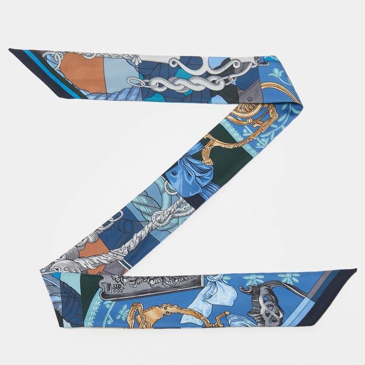 Pre Owned Hermes Marine Canard Cavalleria d'Etriers Silk Twilly