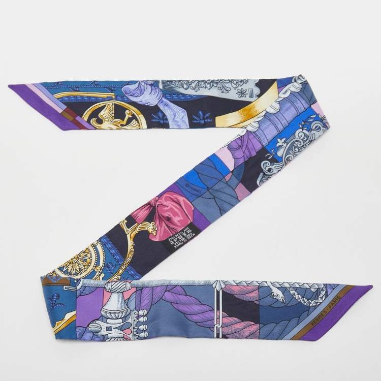 Pre Owned Hermes Violet/Bleu Cavalleria d'Etriers Silk Twilly